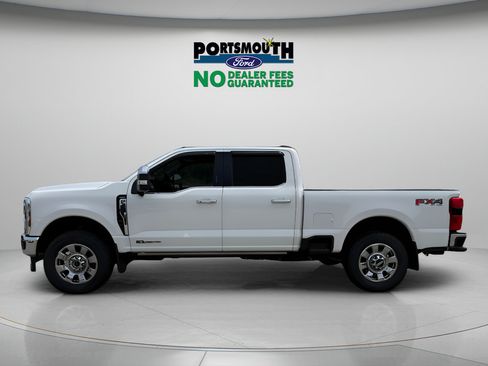 Certified 2024 Ford F350 Lariat w/ Lariat Ultimate Package AWD/4WD image 2