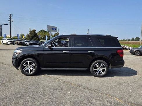 Certified 2024 Ford Expedition Limited AWD/4WD image 4