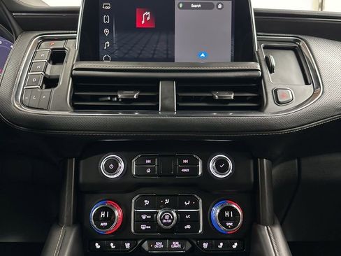 Used 2024 GMC Yukon AT4 w/ Technology Package image 24