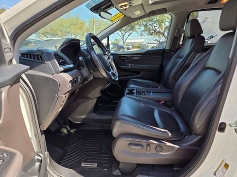 Used 2018 Honda Odyssey Touring image 12