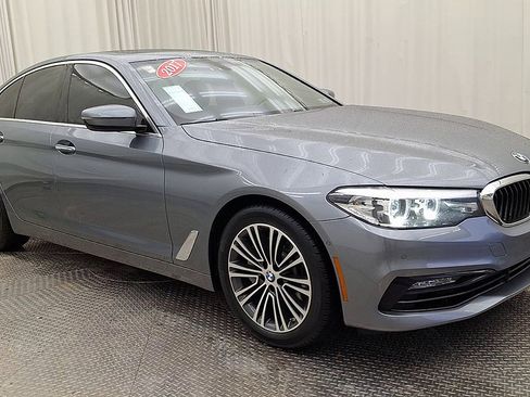 Used 2017 BMW 530i xDrive image 5