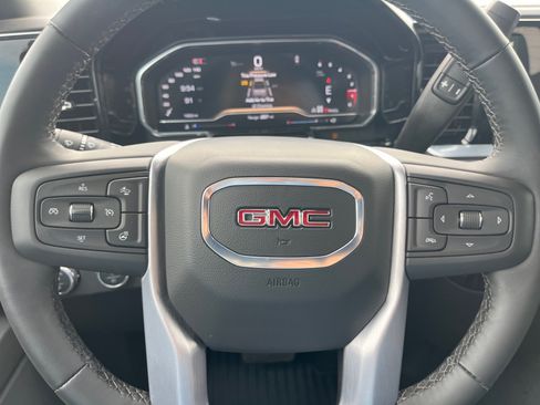 Used 2024 GMC Sierra 1500 Elevation AWD/4WD image 13