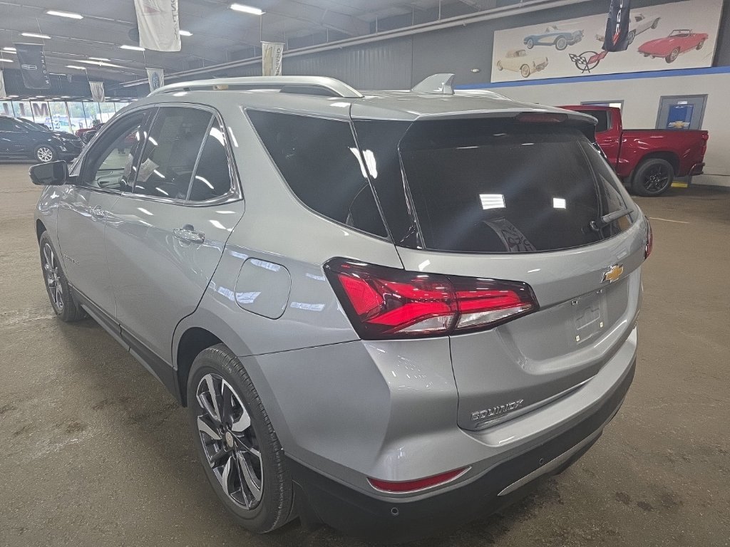 Used 2024 Chevrolet Equinox Premier FWD image 4