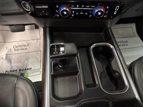 Used 2023 GMC Sierra 1500 SLT w/ SLT Convenience Package AWD/4WD image 17