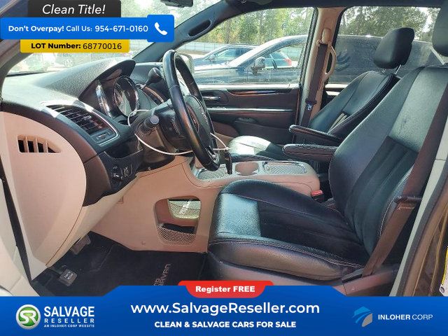 Used 2017 Dodge Grand Caravan SXT FWD image 9
