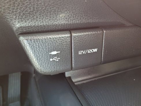 Used 2018 Toyota Camry SE FWD image 22