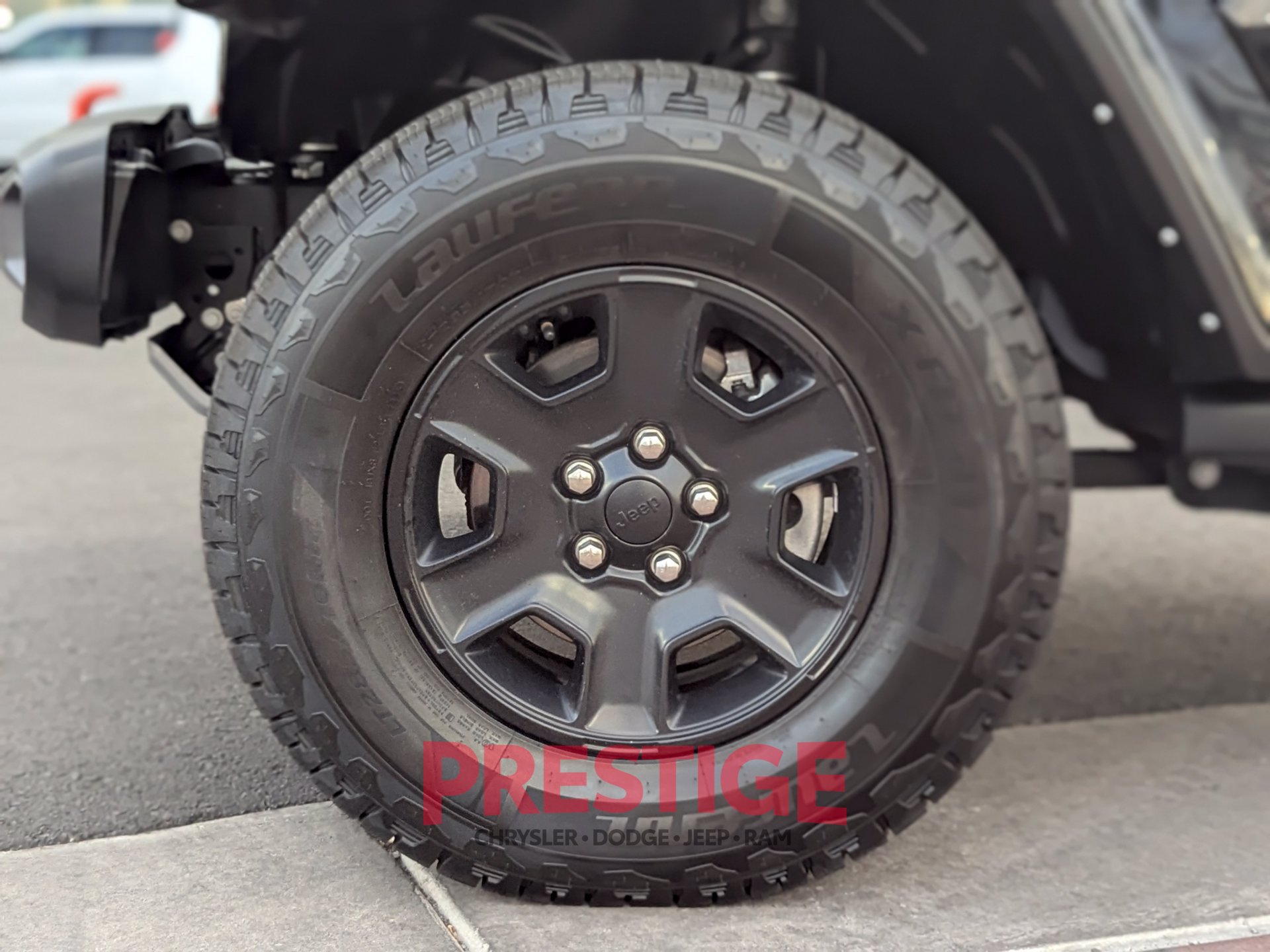 Used 2021 Jeep Gladiator Mojave AWD/4WD image 14