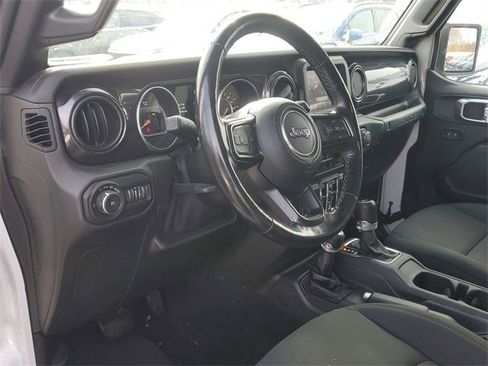 Used 2021 Jeep Wrangler Unlimited Sport image 11