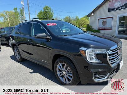 Used 2023 GMC Terrain SLT w/ Infotainment Package II