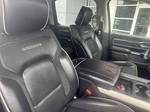 Used 2022 RAM 1500 Laramie AWD/4WD image 33