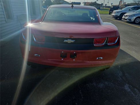 Used 2011 Chevrolet Camaro LT RWD image 4