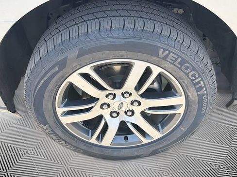 Used 2023 Ford Expedition Max Limited AWD/4WD image 34