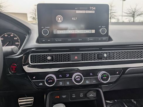 Used 2025 Honda Civic Sport image 14