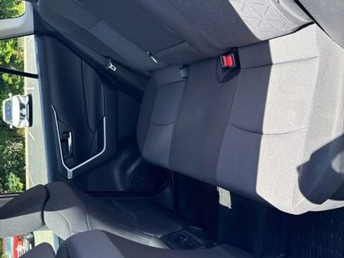Used 2021 Toyota RAV4 XLE w/ Convenience Package AWD/4WD image 15