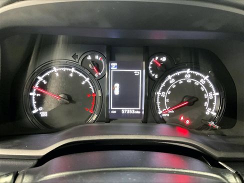 Used 2024 Toyota 4Runner SR5 Premium image 24