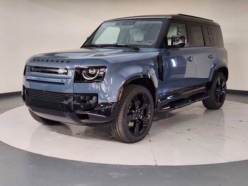 New 2026 Land Rover Defender 110 X-Dynamic SE image 1