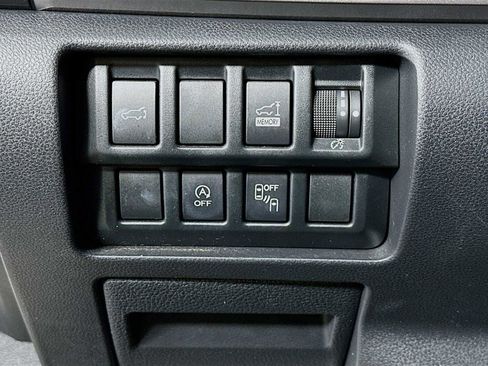 Used 2019 Subaru Forester Premium image 10