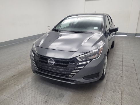 Used 2025 Nissan Versa S w/ Trunk Package FWD image 15