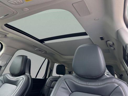 New 2026 Lincoln Aviator Reserve AWD/4WD image 22