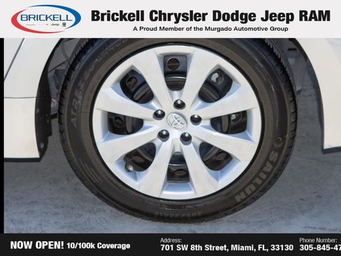 Used 2023 Toyota Corolla LE image 35