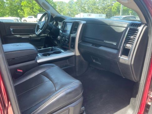 Used 2018 RAM 1500 Laramie w/ Convenience Group image 30