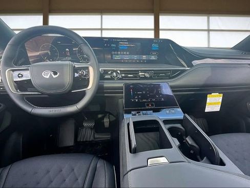 New 2026 INFINITI QX80 Autograph image 16