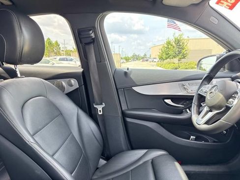 Used 2023 Mercedes-Benz GLC 300 4MATIC Coupe image 13