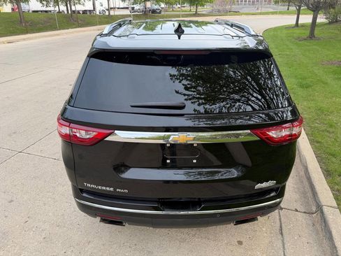 Used 2018 Chevrolet Traverse High Country AWD/4WD image 5