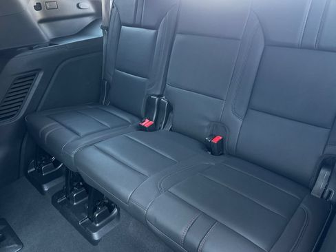 Used 2023 Chevrolet Tahoe RST w/ Luxury Package AWD/4WD image 14