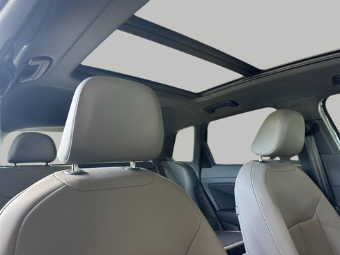 New 2026 Audi Q3 quattro 2.0T AWD/4WD image 16