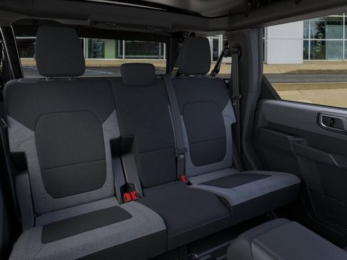 New 2025 Ford Bronco Base image 11