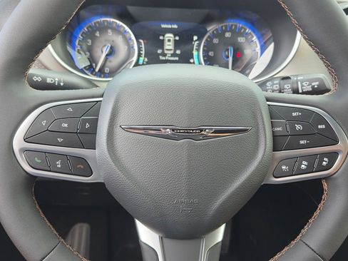 New 2026 Chrysler Pacifica Pinnacle image 20