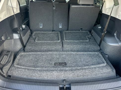 Used 2023 Volkswagen Tiguan SE FWD image 15