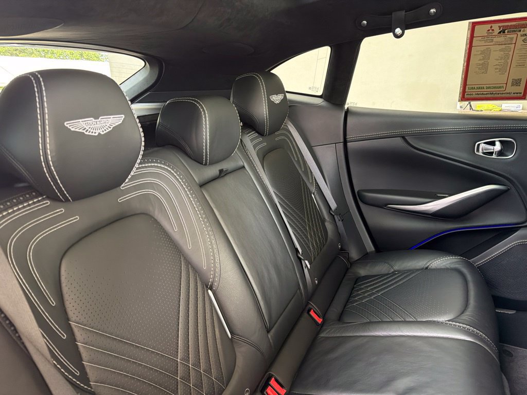 Used 2021 Aston Martin DBX AWD/4WD image 37