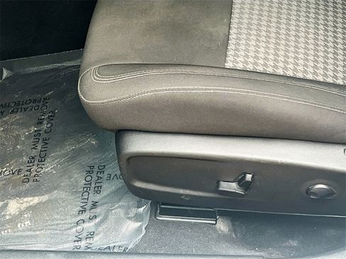 Used 2023 Dodge Charger Scat Pack w/ Navigation & Travel Group image 20