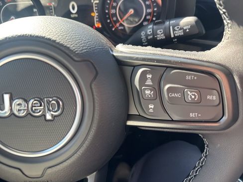 New 2026 Jeep Wrangler Unlimited Rubicon image 12