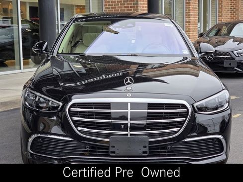 Used 2022 Mercedes-Benz S 500 4MATIC image 4