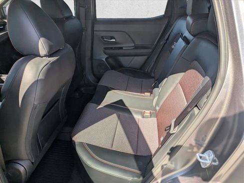 Used 2025 Nissan Kicks SR FWD image 15