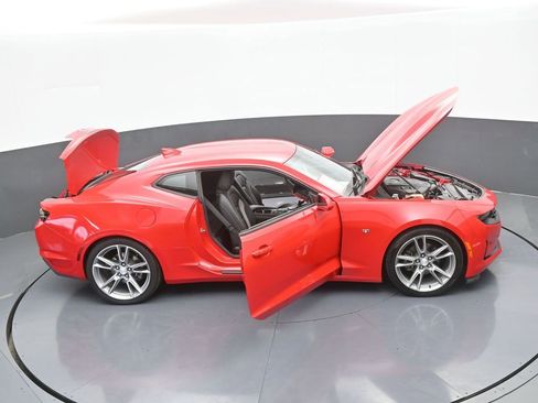 Used 2019 Chevrolet Camaro LT image 57