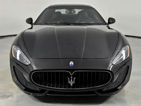 Used 2014 Maserati GranTurismo Sport RWD image 5