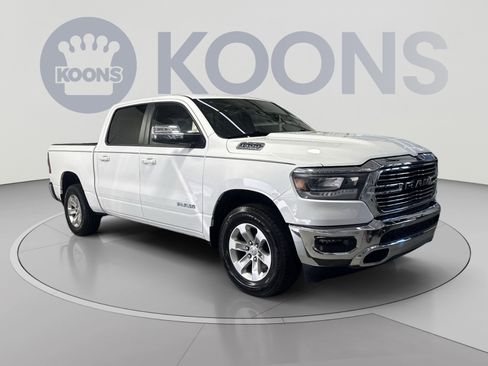 Used 2023 RAM 1500 Laramie AWD/4WD image 2