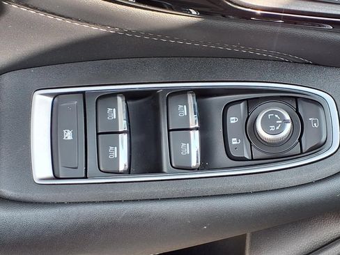 Used 2025 Subaru Outback Touring XT AWD/4WD image 16