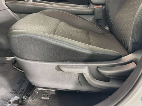 Used 2024 Nissan Kicks SV FWD image 24