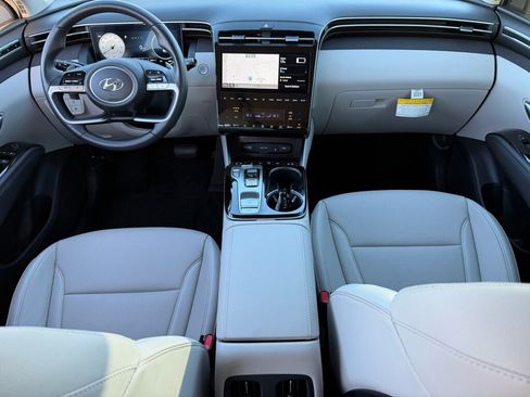 Certified 2024 Hyundai Tucson Limited image 7