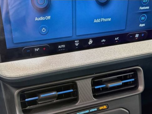 Certified 2025 Ford Maverick XLT FWD image 18