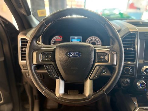 Used 2018 Ford F150 Lariat w/ Equipment Group 502A Luxury image 18