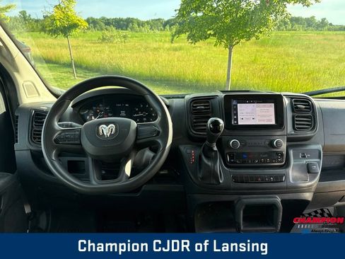 Used 2023 RAM ProMaster 2500 FWD image 2