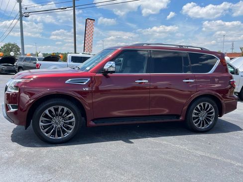 Used 2021 Nissan Armada Platinum w/ Captain's Chairs Package RWD image 4