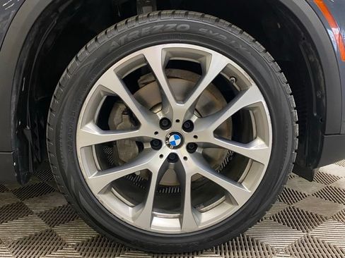 Used 2019 BMW X5 xDrive40i w/ Premium Package 2 AWD/4WD image 6