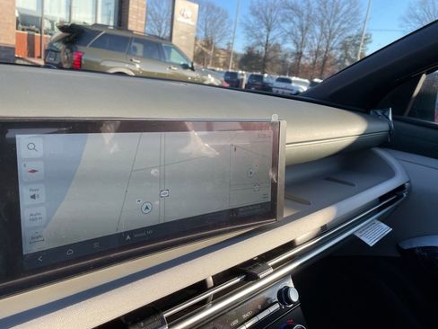 New 2026 Hyundai Tucson Limited image 16